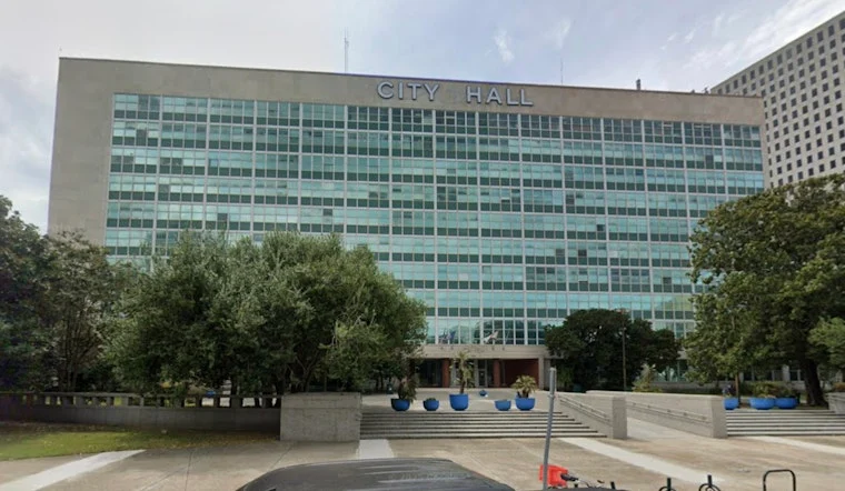 Google street view of the New Orleans City Hall building's patio.